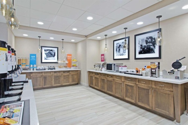 Hampton Inn By Hilton Sault Ste Marie MI image 13