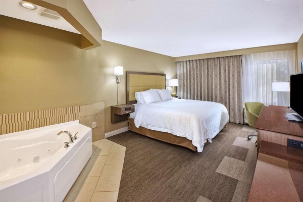 Hampton Inn By Hilton Sault Ste Marie MI image 21