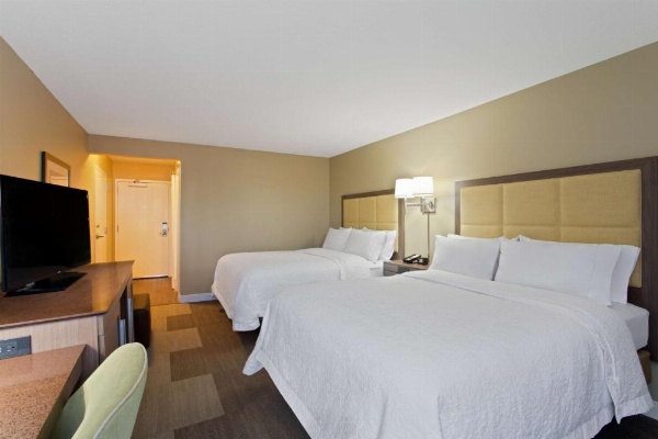Hampton Inn By Hilton Sault Ste Marie MI image 23